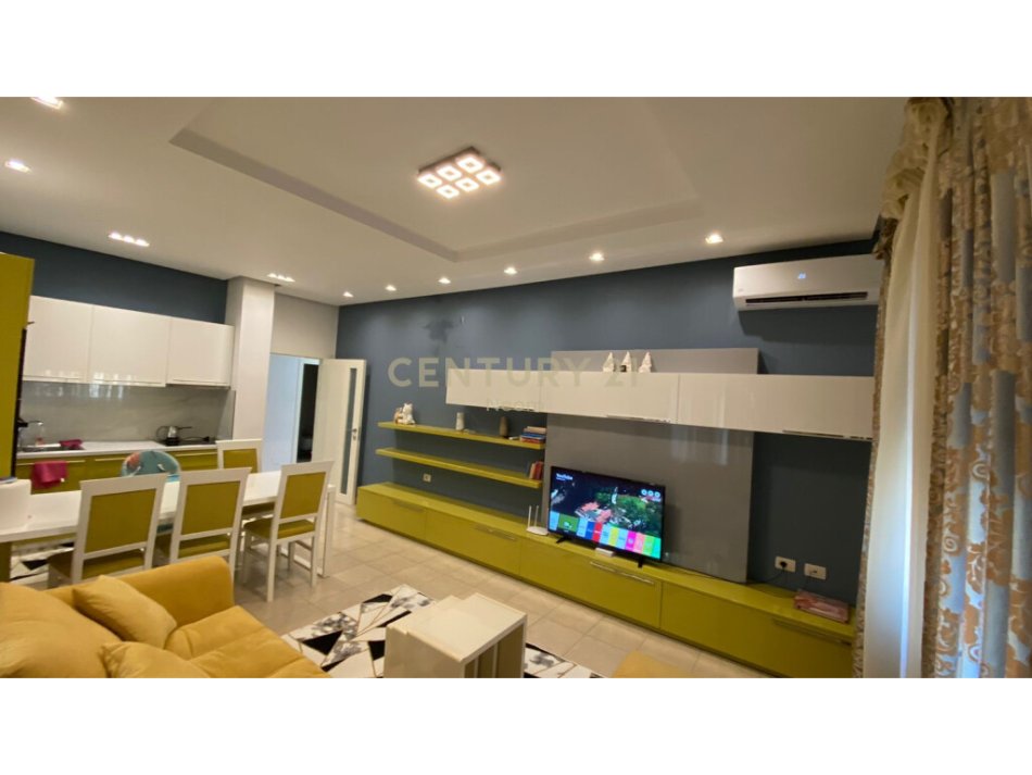 Apartament 1+1 per Shitje te Kodra e Diellit.Neom98201