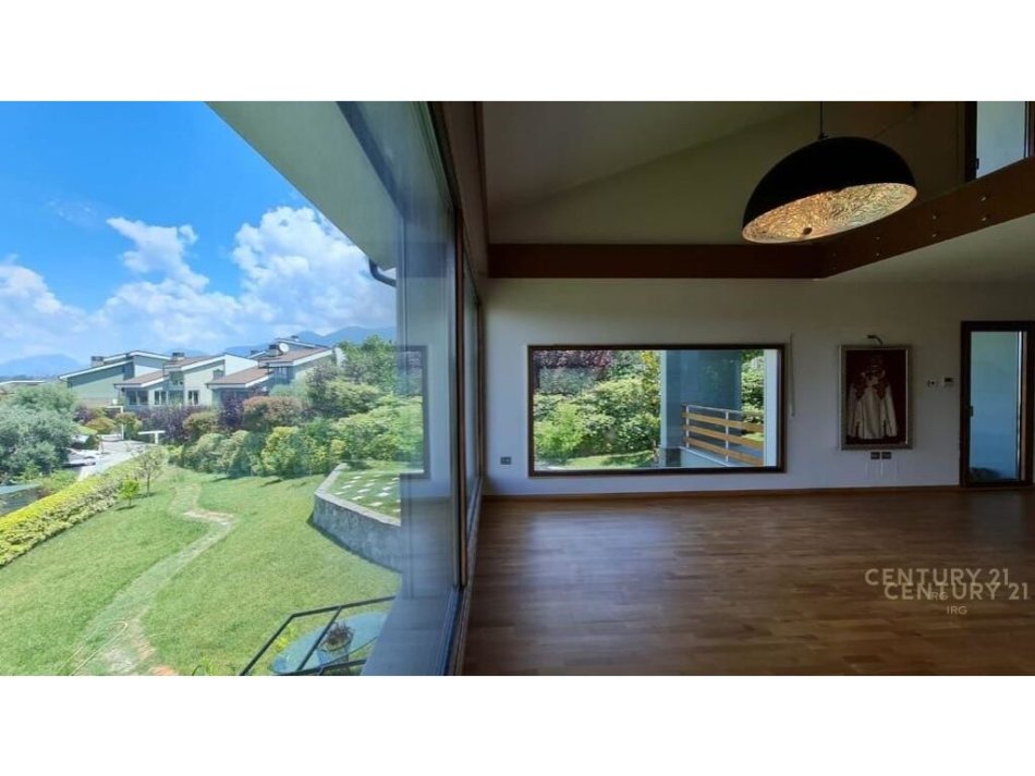 Tirane, shes Vile , 1.050 m² 1.400.000 € (Long Hill Residence, Qendra Tregtare TEG)