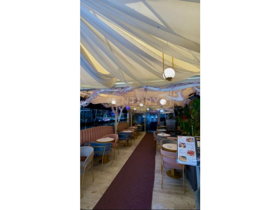 Tirane, shitet Biznes Bar Kafe Kati 0, 110 m² 40.000 € (Sheshi Skenderbej)