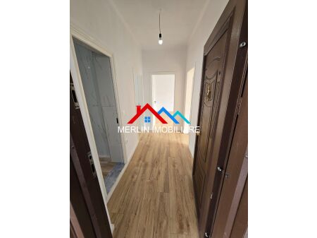 Tirane, shitet apartament 2+1 Kati 3, 75 m² 129.000 € (Rruga Kongresi Manastirit,PORCELAN)