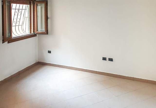 Tirane, shitet Vile 155 m² 95.000 Euro