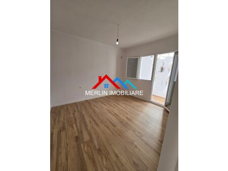 Tirane, shitet apartament 2+1 Kati 3, 75 m² 129.000 € (Rruga Kongresi Manastirit,PORCELAN)