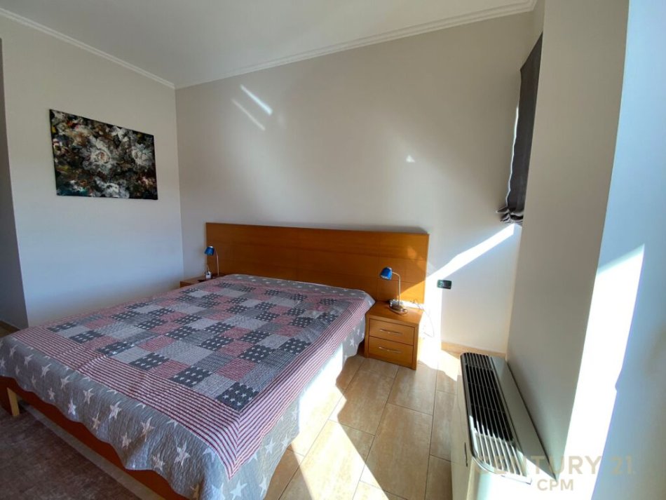 Tirane, jepet me qera apartament 2+1 Kati 7, 126 m² 1.200 € (Ambasada Amerikane, Rruga e Elbasanit)