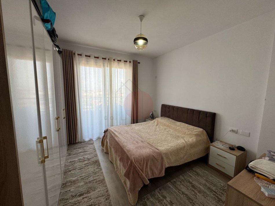 Tirane, shes apartament 2+1 Kati 7, 104 m² 94.000 € (Rrethrrotullimi i Ullirit)