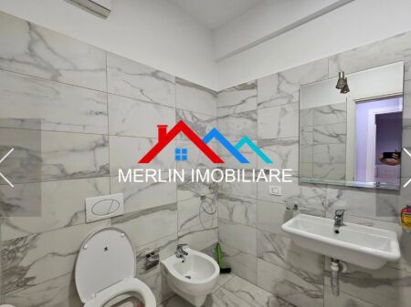 Tirane, jepet me qera apartament 3+1 Kati 7, 128 m² 1.000 € (Rruga e Kavajes,KOMPLEKSI DELIJORGJI)