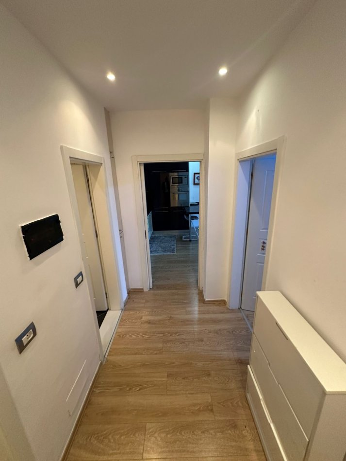 Tirane, jepet me qera 2+1 Kati 6, 96 m² 550 € (Materniteti i Ri)