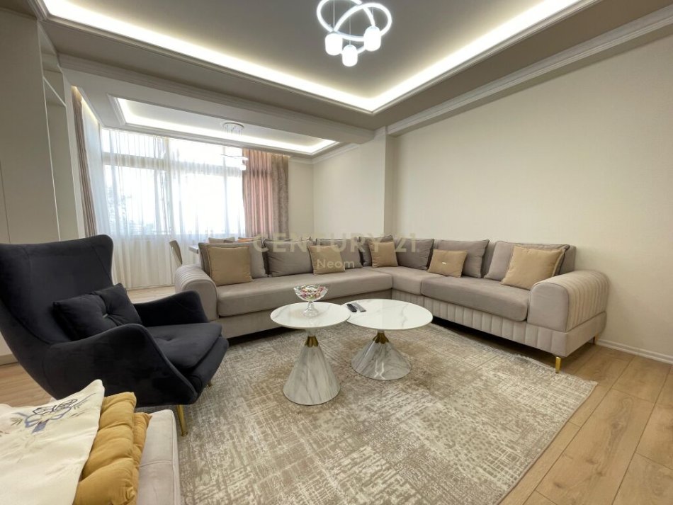 Tirane, shes apartament 2+1+Aneks+Ballkon Kati 2, 108 m² 220.000 € (LIQENI I THATE)