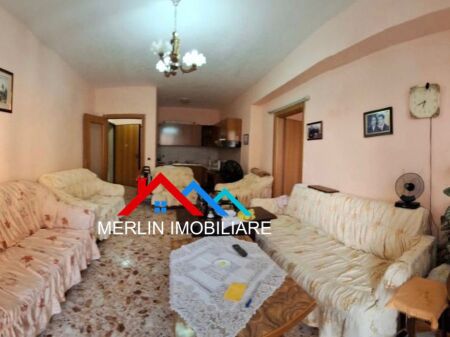 Tirane, shitet apartament 1+1 Kati 4, 66 m² 130.000 € (Rruga e Elbasanit)