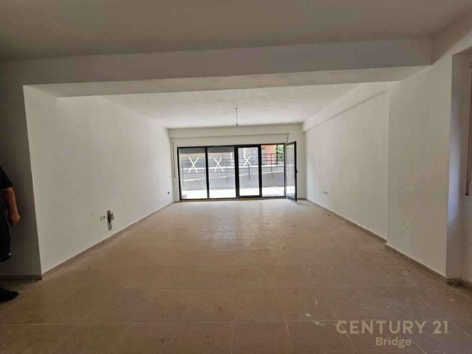 Tirane, shes apartament 3+1+2 + VERANDE , 144 m² 250.000 € (Kodra e Diellit Residence)
