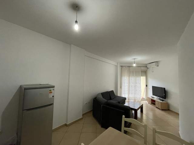 Tirane, shitet apartament 1+1 Kati 3, 66 m² 87.000 Euro (Rruga Peti)