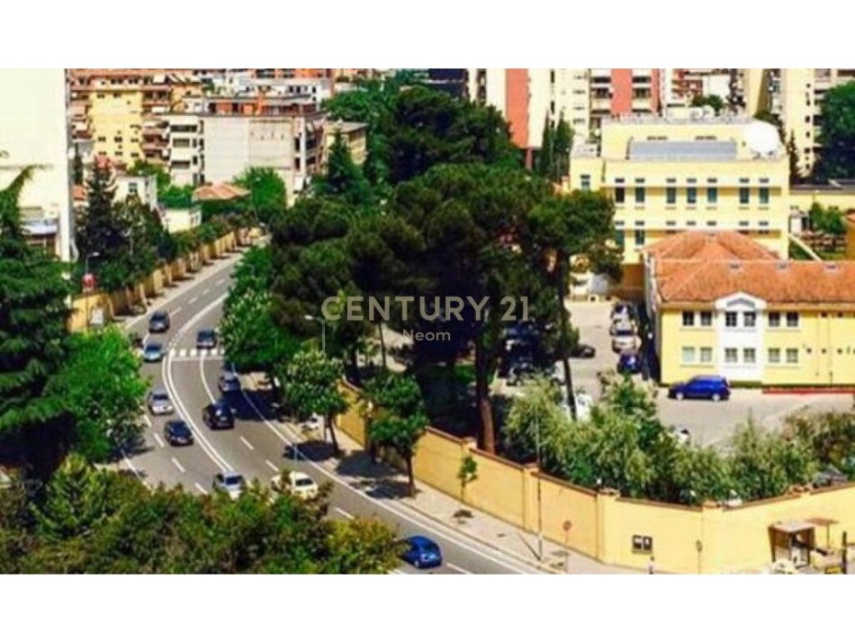 Tirane, jap me qera ambjent biznesi Kati 0, 90 m² 500 € (Rruga Pjetër Budi, Rruga e Elbasanit)