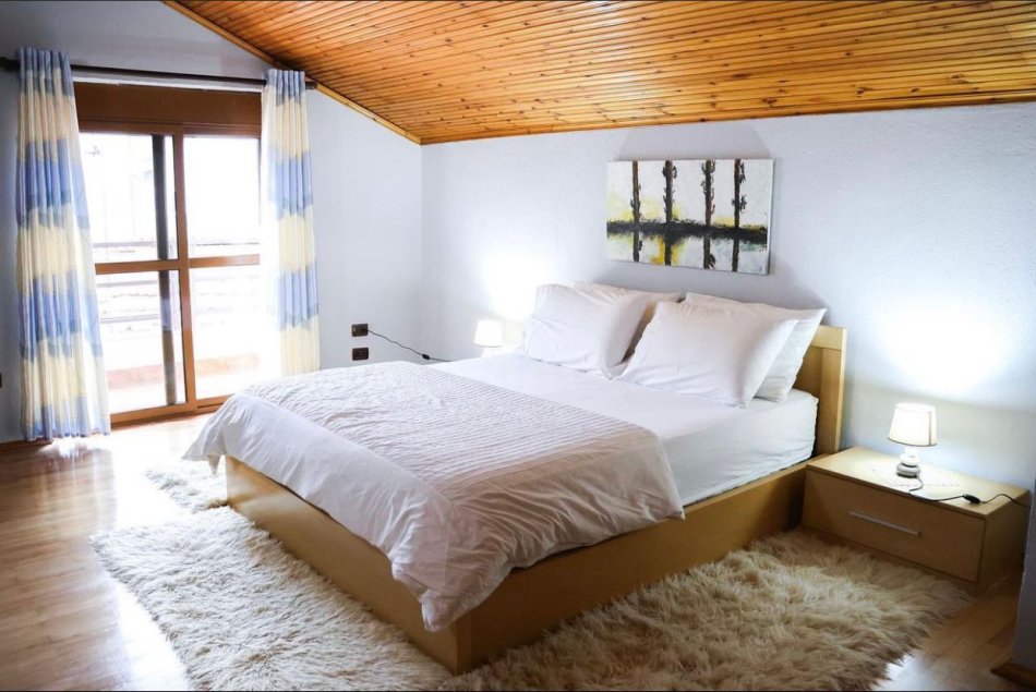 Tirane, jepet me qera apartament 2 Katshe Kati 2, 100 m² 550 € (Rruga Ferit xhajko , prane ish restorant durrsi)