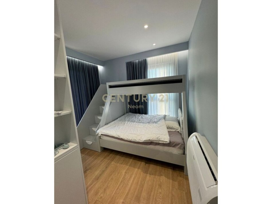 Tirane, shitet apartament 2+1+Ballkon Kati 16, 124 m² 350.000 € (Rruga e Kavajes) Neom99049