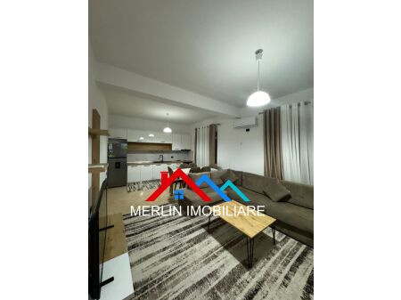 Tirane, jepet me qera apartament 1+1+Ballkon Kati 4, 90 m² 500 € (Ruga 5 Maji)