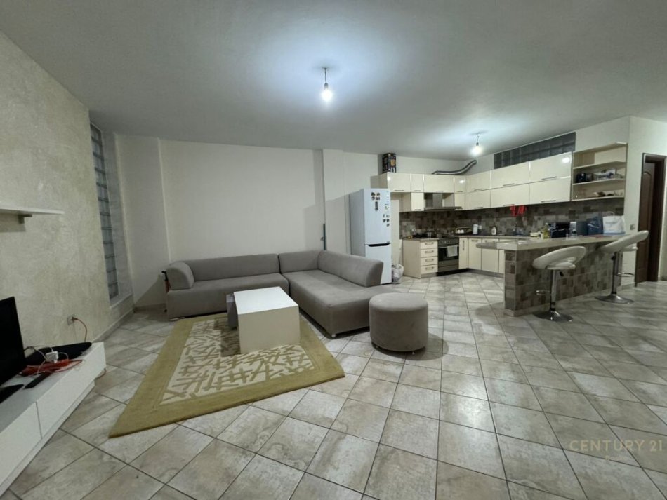 Tirane, shitet apartament 2+1 Kati 5, 124 m² 175.000 € (ZOGU I ZI)