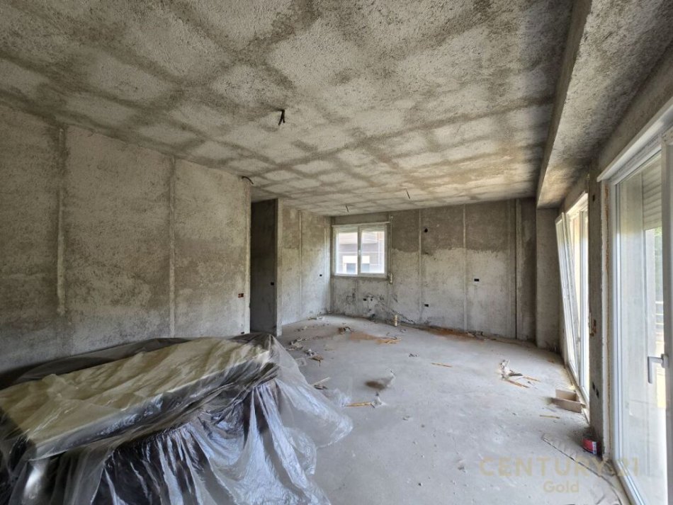 Tirane, shitet 2+1+Ballkon Kati 4, 118 m² 165.000 € (KOPESHTI BOTANIK)