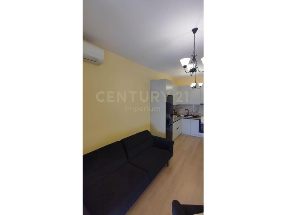 Tirane, shitet apartament 1+1 Kati 10, 67 m² 100.000 € (Yzberisht)