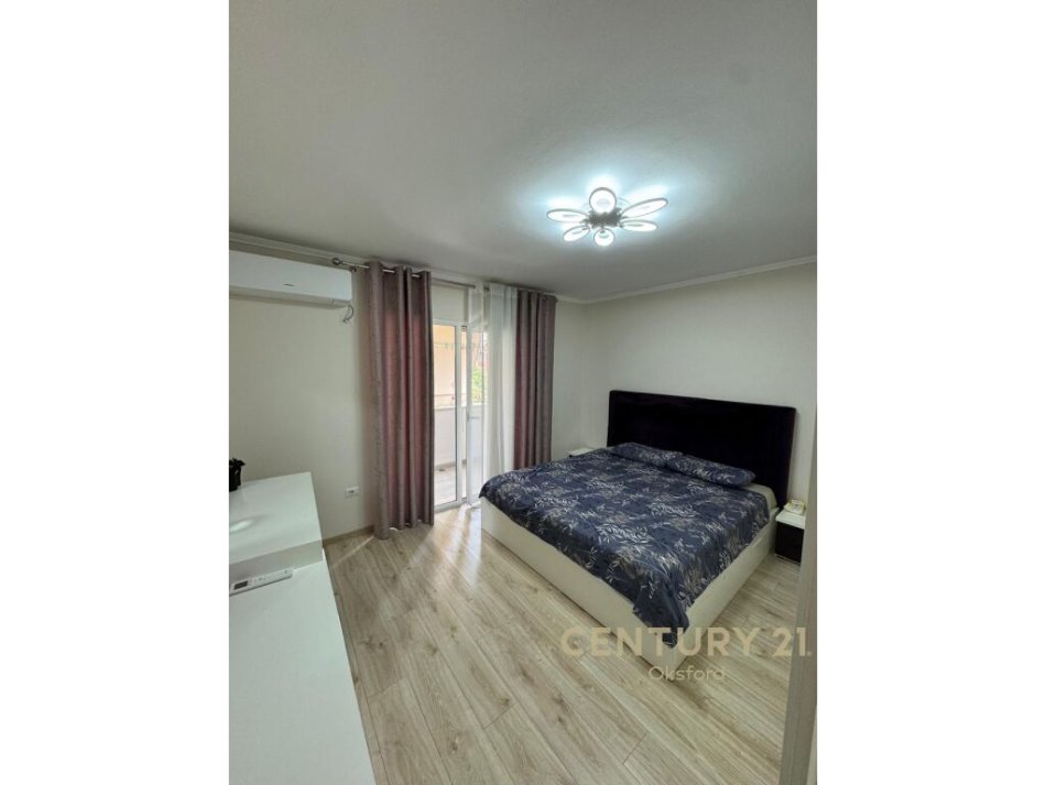 Tirane, jepet me qera apartament 2+1+Ballkon Kati 4, 82 m² 730 € (Stadiumi Dinamo)