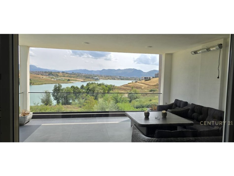 Tirane, shes Vile 4+1 Kati 0, 199 m² 850.000 € 