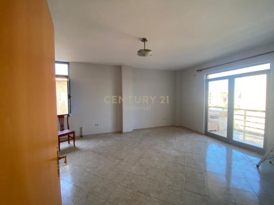 Apartament 3+1+2 Per Qira   ENT99746