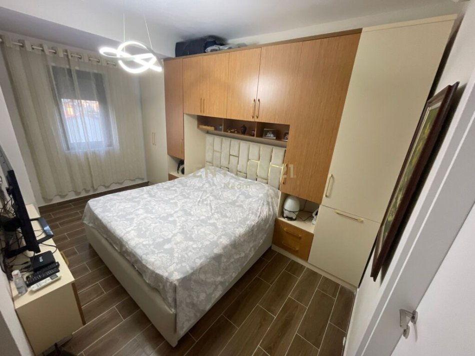 Tirane, jap me qera apartament 2+1+2+Ballkon , 81 m² 600 € (Kodra e Diellit Residence)