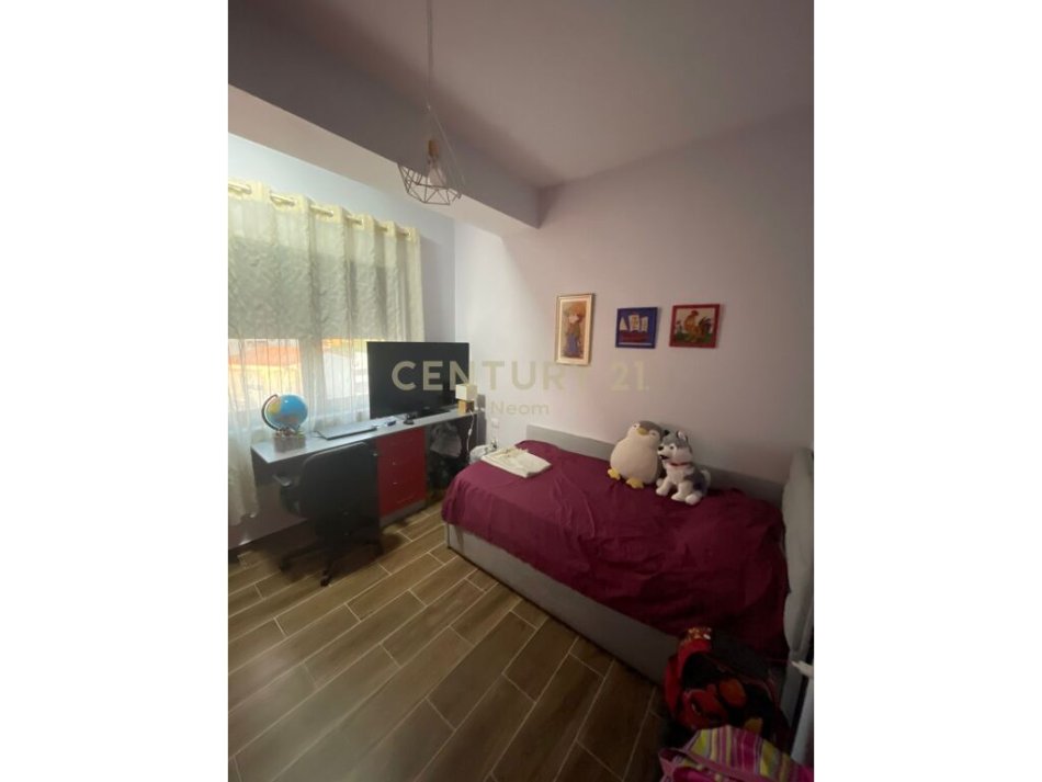 Tirane, jap me qera apartament 2+1+2+Ballkon , 81 m² 600 € (Kodra e Diellit Residence)