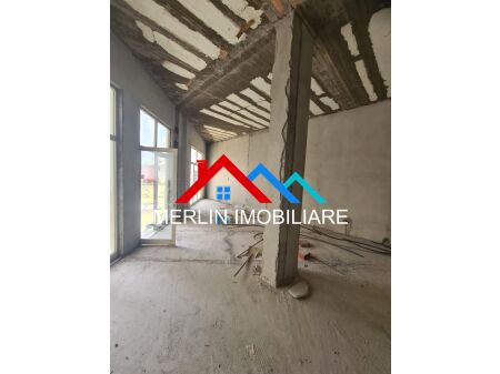 Tirane, shitet ambjent biznesi Kati 0, 120 m² 198.000 € (Liqeni i Thate)