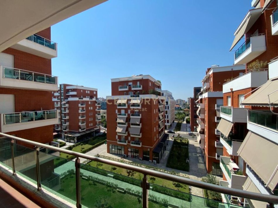 Tirane, shes apartament 2+1+Aneks+Ballkon Kati 5, 122 m² 230.000 € (KOMPLEKSI SIMA-COM,ASTIR)