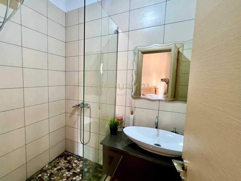‼️ OKAZION, SHESIM APARTAMENT 2+1 PRANE KOPSHTIT BOTANIK