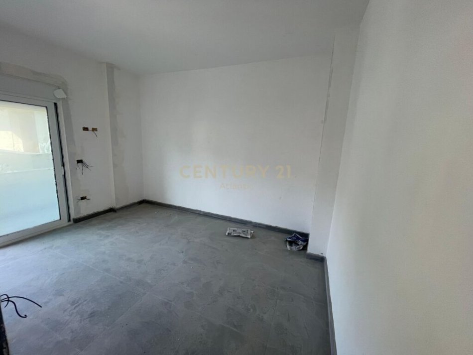 Durres, shitet apartament 2+1+Ballkon Kati 1, 90 m² 81.000 € (SPITALI, DURRES)