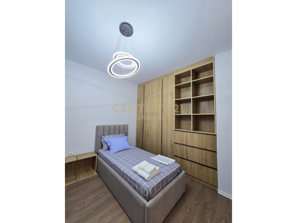 Apartament 2+1 per shitje tek Petro Nini   ENT100012