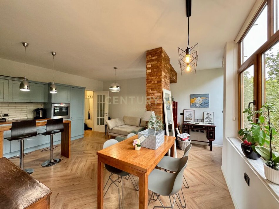 Tirane, shes apartament 1+1 , 67 m² 190.000 € (Ish Ekspozita)