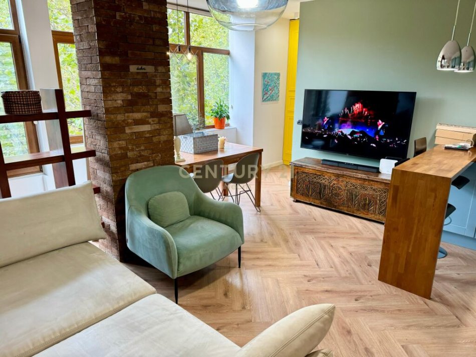 Tirane, shes apartament 1+1 , 67 m² 190.000 € (Ish Ekspozita)