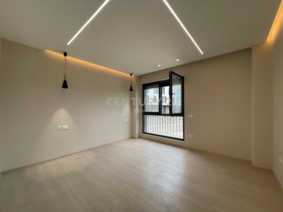 JAPIM ME QIRA APARTAMENT 1+1 TE LIQENI I THATE!Neom100091