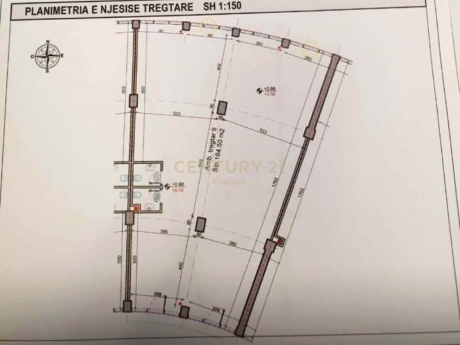Tirane, jap me qera ambjent biznesi+2 POSTE PARKIMI Kati 0, 185 m² 4.000 € (Liqeni i Tiranës)