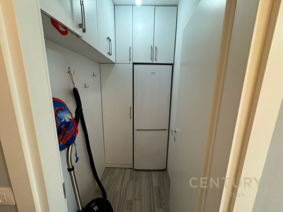 Tirane, shes apartament 3+1 Kati 1, 132 m² 260.000 € 