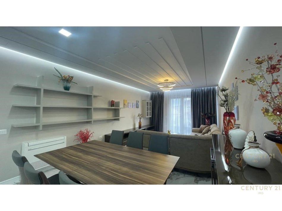 Tirane, jap me qera apartament 2+1+2+POST PARKIMI+Ballkon , 133 m² 1.400 € (Rruga e Kosovarëve)