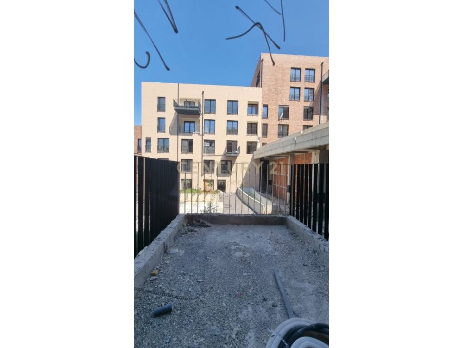 Tirane, shes apartament 2+1 Kati 1, 105 m² 157.000 € 