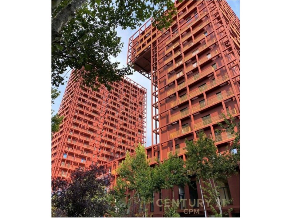 Tirane, shes apartament 2+1 Kati 13, 113 m² 226.000 € (Rruga e Kavajes)
