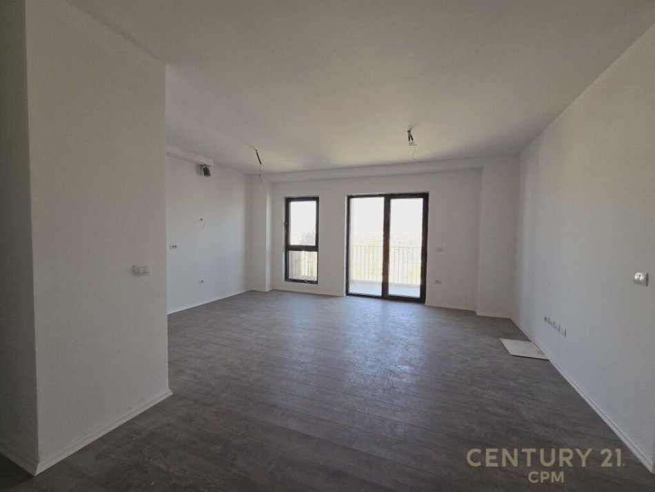Tirane, shes apartament 2+1 Kati 13, 113 m² 226.000 € (Rruga e Kavajes)
