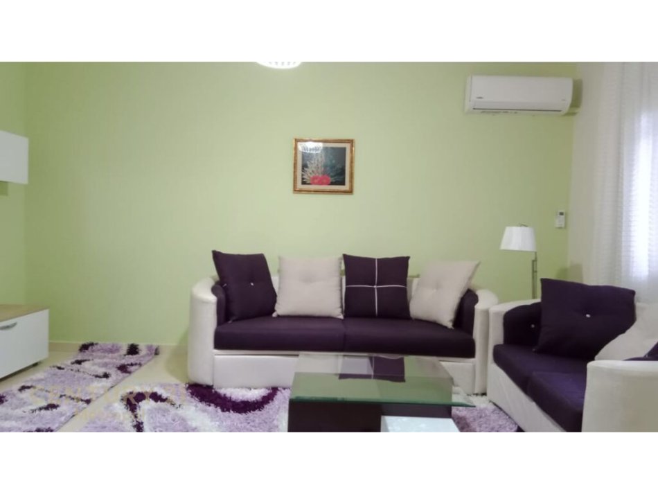 Tirane, shitet apartament 1+1 Kati 1, 64 m² 105.000 € (oxhaku)