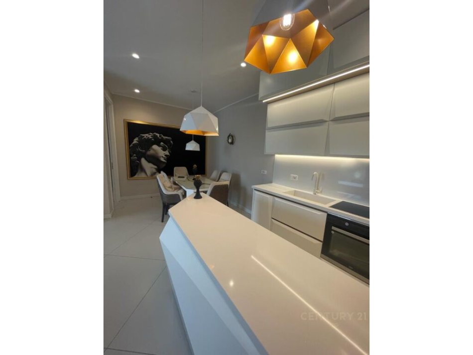 Tirane, shes apartament 2+1+2+Ballkon , 130 m² 420.000 € (Park Gate, Rruga e Elbasanit)