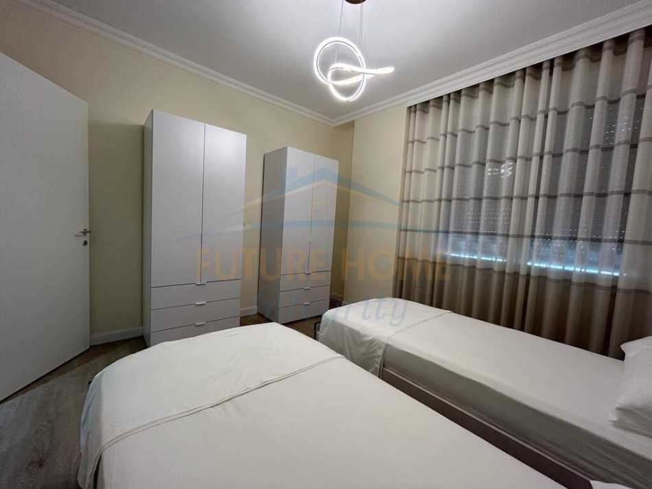 Tirane, jepet me qera apartament 2+1 Kati 2, 110 m² 1.200 € (ATSH)