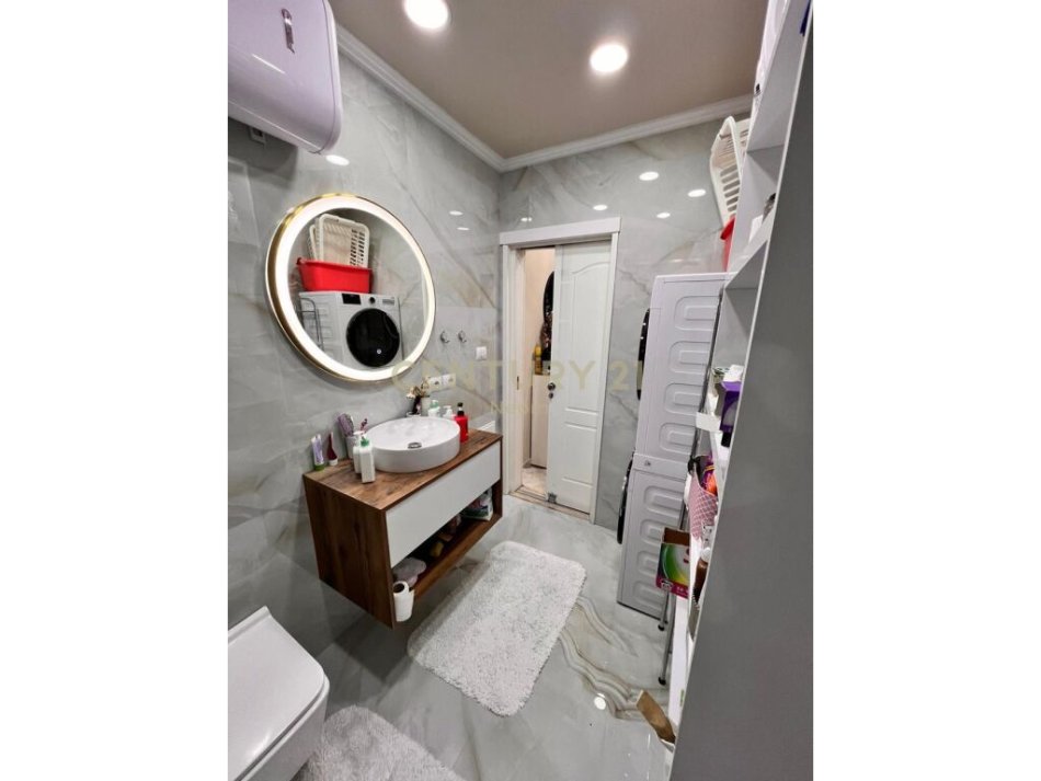 Tirane, shes apartament 2+1 Kati 5, 88 m² 250.000 € 