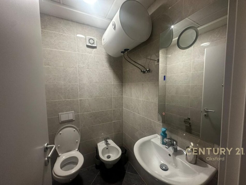 Tirane, shes apartament 2+1 , 105 m² 185.000 € (Kompleksi Fiori Di Bosco, Don Bosco)
