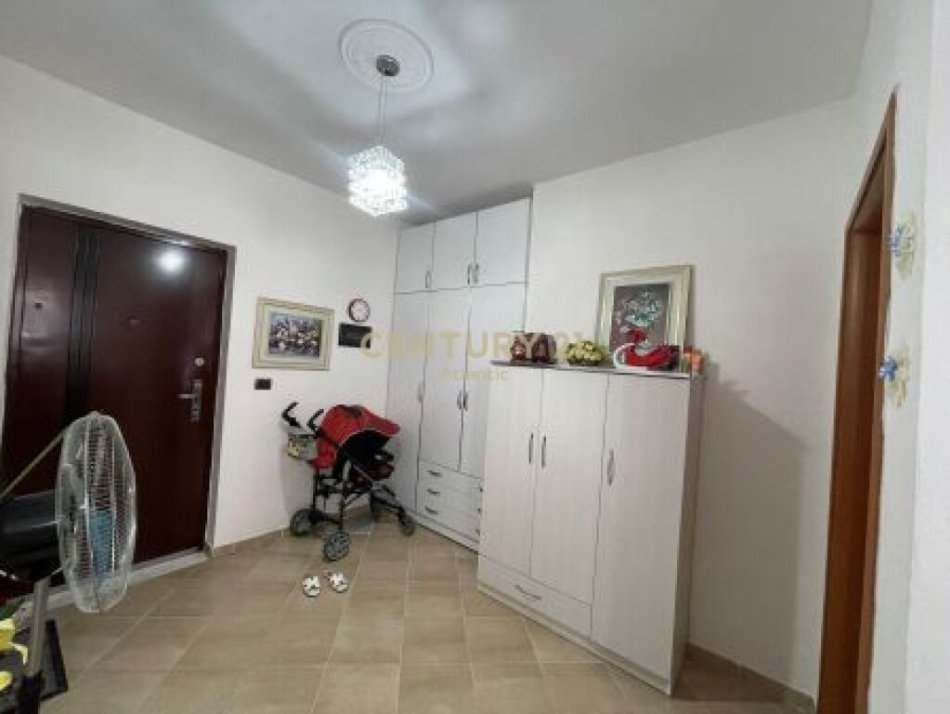 Durres, shitet apartament 1+1+Ballkon Kati 6, 70 m² 80.000 € (PLAZH ROTA KUQE)
