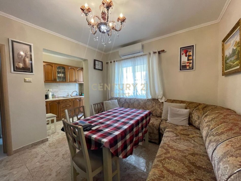 Tirane, shitet apartament 2+1 Kati 4, 70 m² 130.000 € (rruga e durresit)