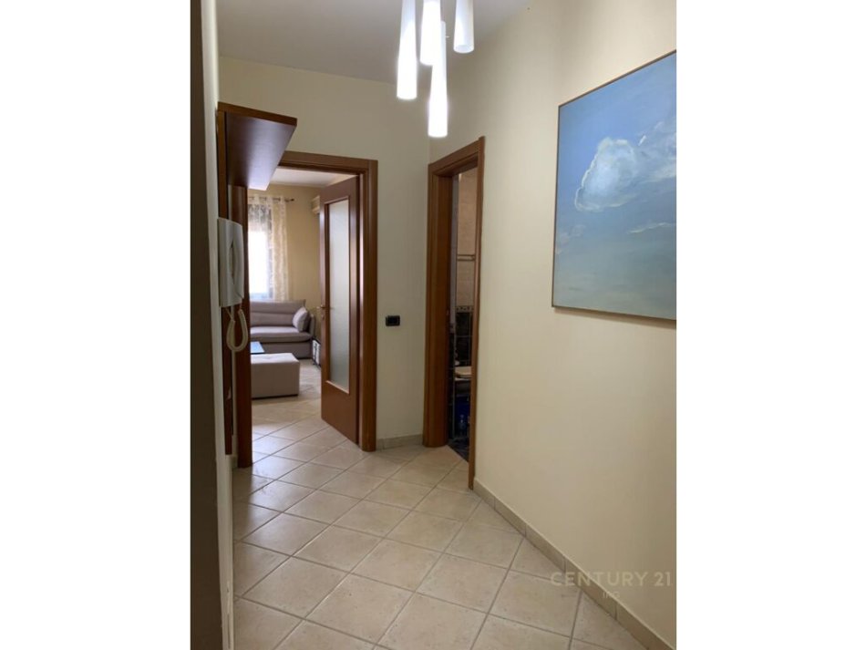 APARTAMENT 2+1+PARKING ME QERA NE QENDER IRG100580