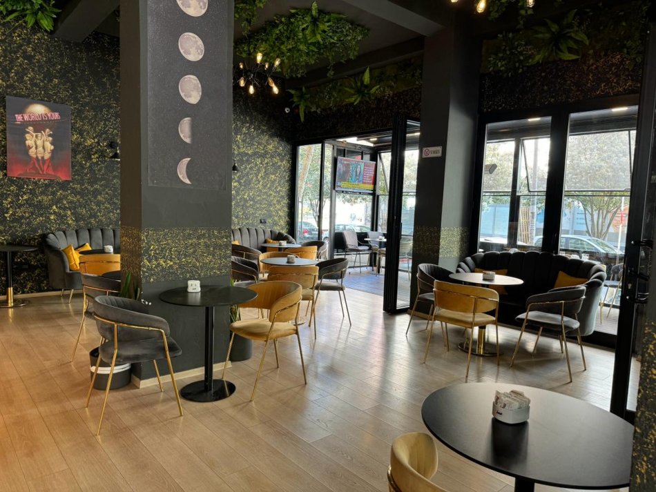 Shitet Lokal,Yzberisht, Tirane
