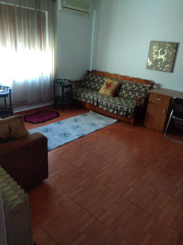 Tirane, jepet me qera apartament 1+1+A+BLK Kati 4, 91 m² 45.000 Leke (Rruga e Elbasanit,prane neptunit)